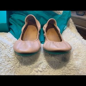 Bubble Gum Pink TIEKS   Shoes,box and bag.  Note minor wear on wear on heals.